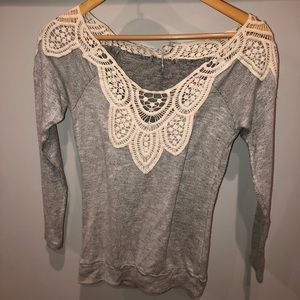Women’s grey sweater